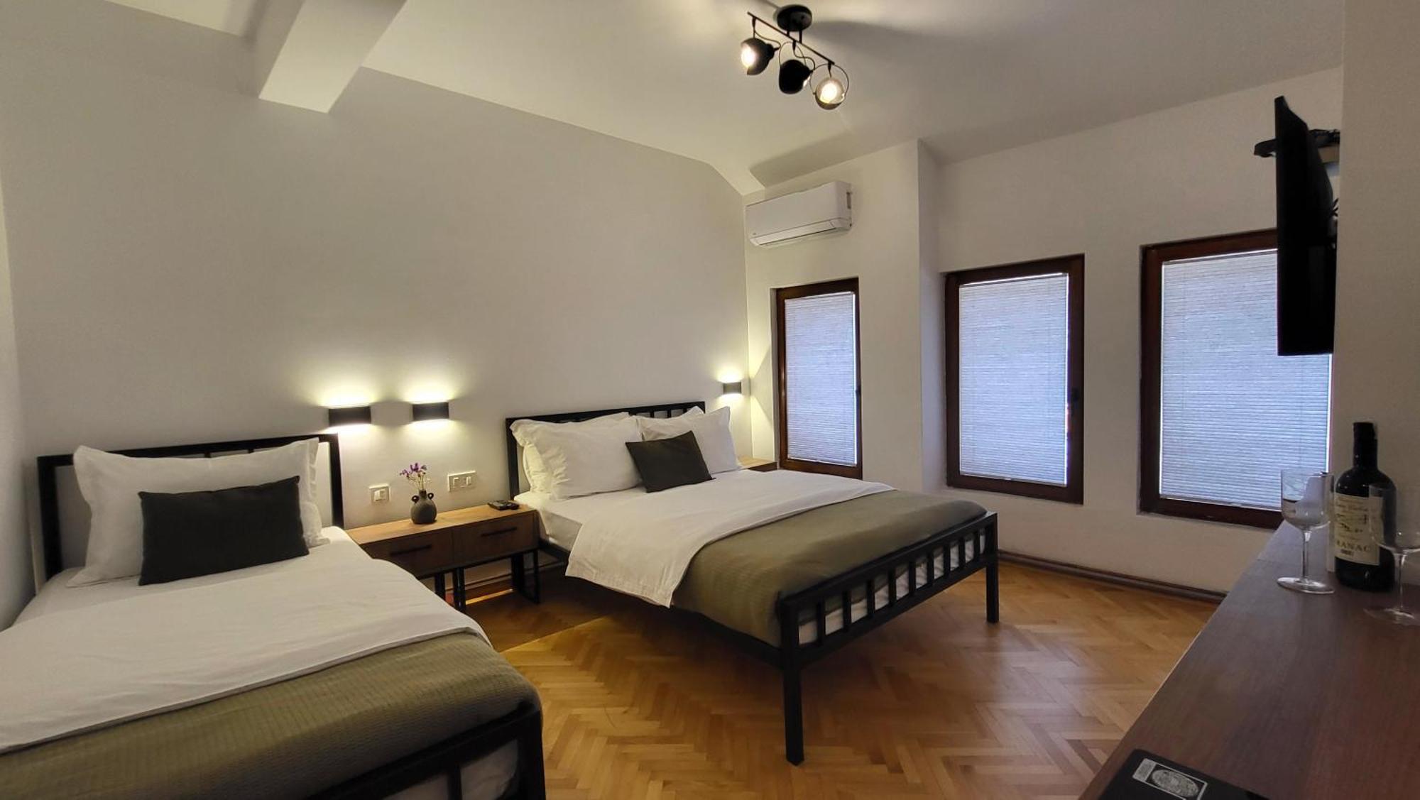 Grand Boutique Hotel Πρίστινα Εξωτερικό φωτογραφία